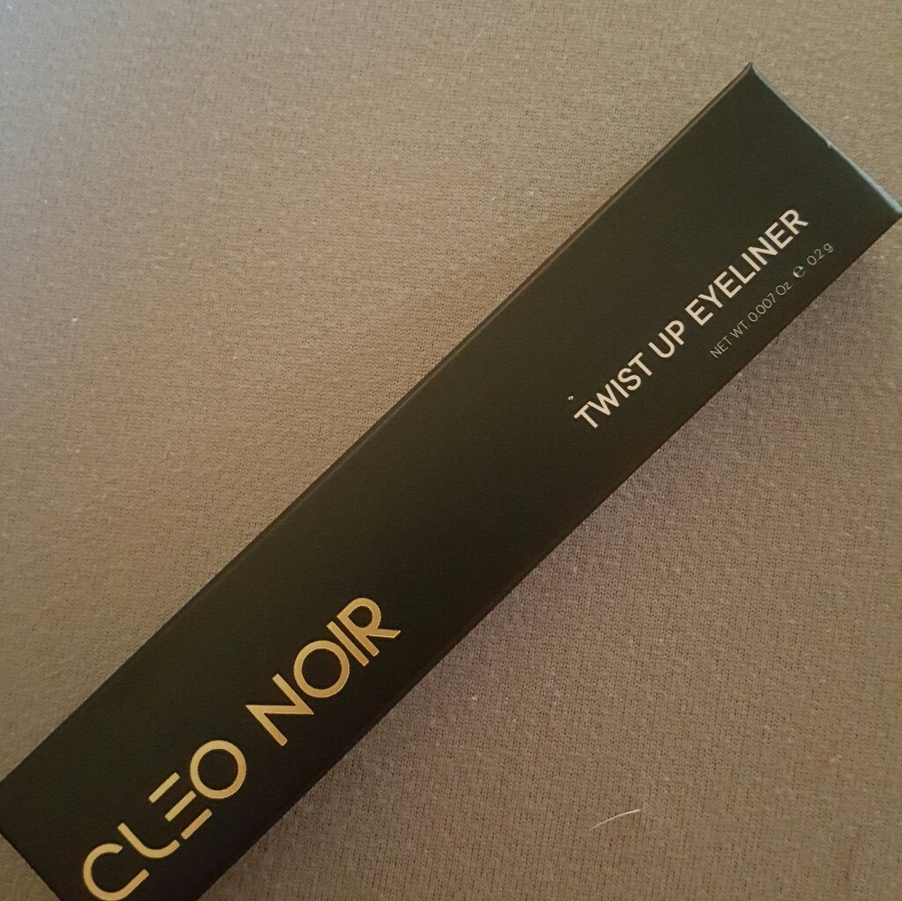 Cleo Noir - Eyeliner / *2 for $10*